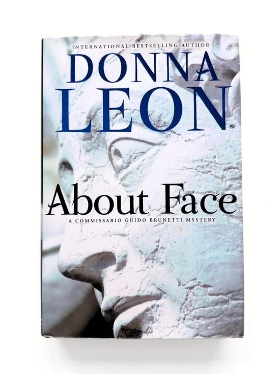 PAPERBACK - About Face: A Commissario Guido Brunetti Mystery by Donna Leon - NEW