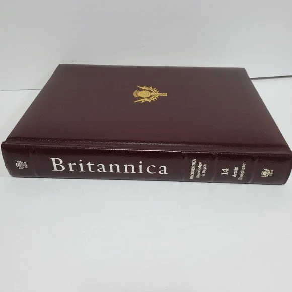 Britannica Encyclopedia Volume 14  Macropaedia Knowledge In Depth Hardcover‎
