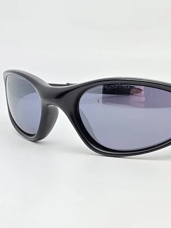 Oakley 04-081 Minute Gen 2.0 Black Frame Black Iridium Lens Sunglasses 54-16-133