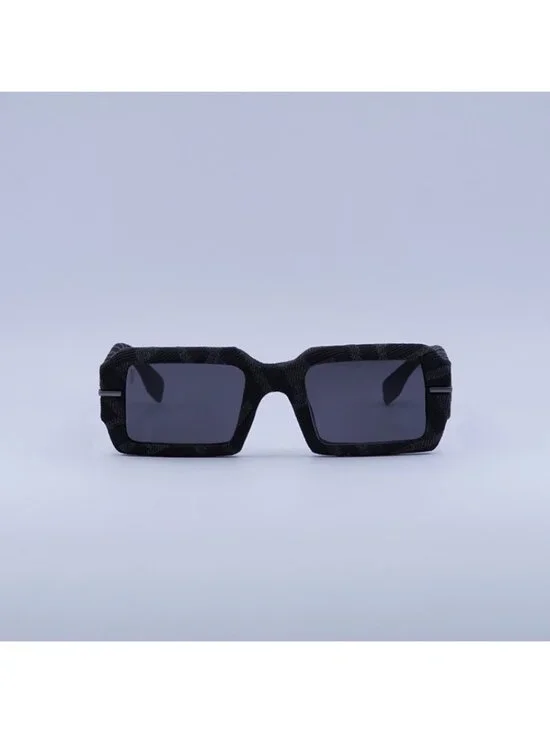 Fendi FE40074U 05A Sunglasses Grey Monogram Rectangle Frame, Grey Lenses