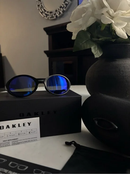 Oakley Eye Jacket Redux Sunglasses