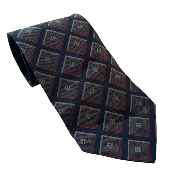 Vtg 90s Giorgio Armani Collezioni Tie 100% Silk Wide Navy Diamond Made in Italy