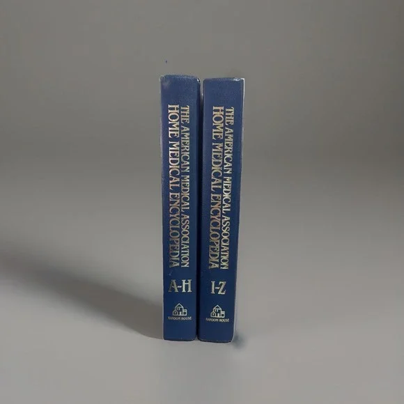 AMA Home Medical Encyclopedia 2-Volume Hardcover Set 1989 Random House Clayman
