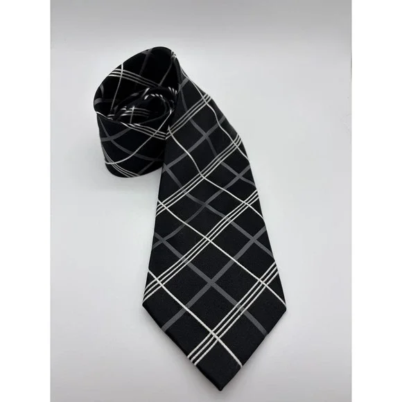 Kenneth Cole, New York, Black/White Diagonal Checkered Grid Pattern Necktie Silk