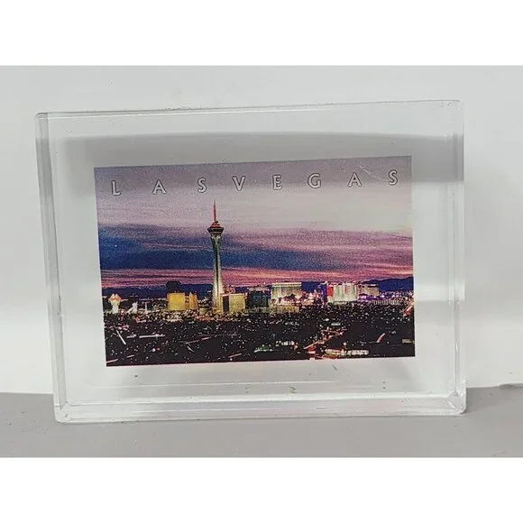Vintage Las Vegas Skyline Acrylic Paperweight With Stunning‎ Cityscape Design