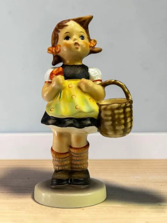 Hummel Sister Porcelain Figurine With Basket 5.5