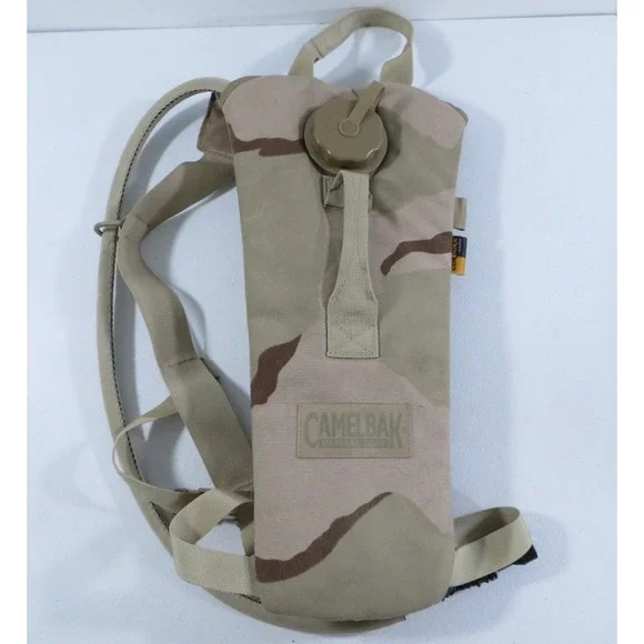 CamelBak ThermoBak‎ 2L 70oz Cordura Desert Camo Water Hydration Pack W/ Bladder