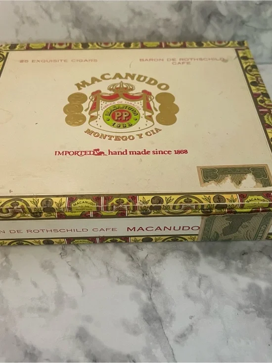 Montego Y Cia Decorative Cigar Box - Cream and Gold