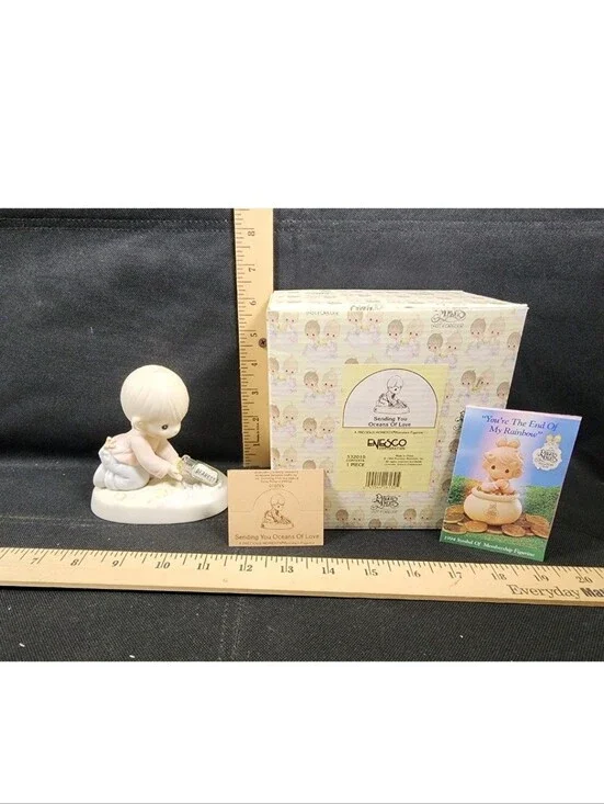 Precious Moments Figurine #532010 