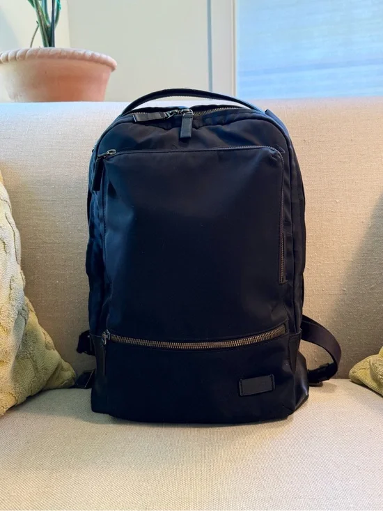 Men's Tumi Black Everyday Nylon Backpack - Harrison Bates style 66011D