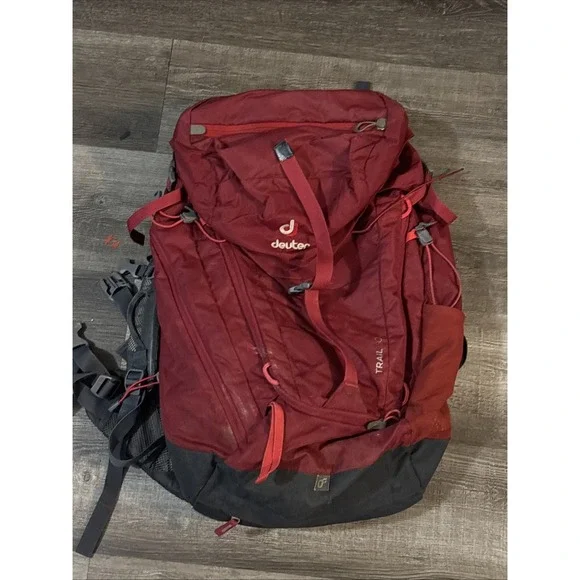 Deuter Act Trail 30 Backpack Red Grey Hiking Bag with Rain Cover Lumbar Padded