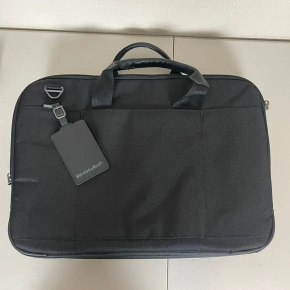 Briggs & Riley KB437X-4 EXPANDABLE Nylon Travel Brief‎ Case