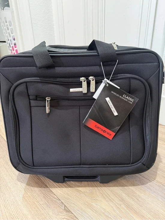 Samsonite Black Classic Wheeled Laptop Briefcase
