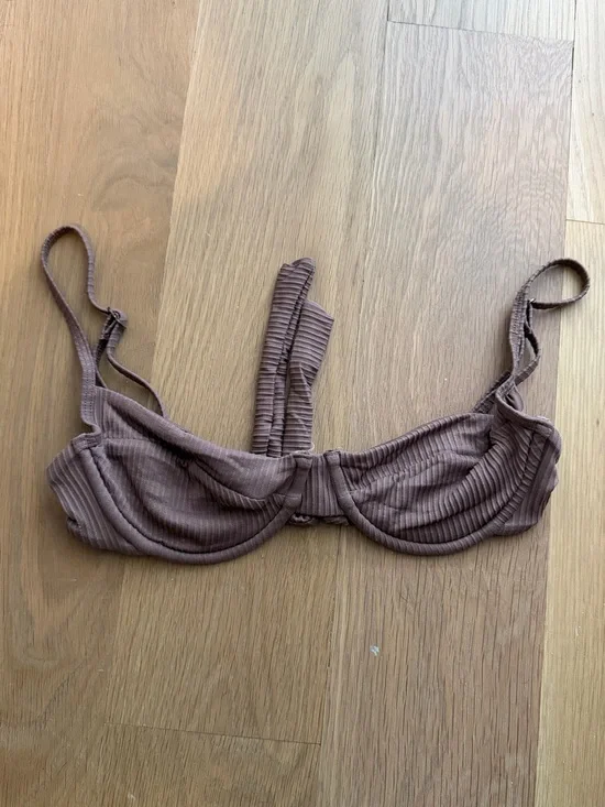 Monday Swimwear Maui Top