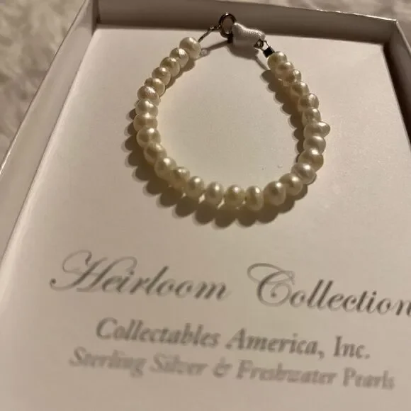 Heirloom Collection Baby Pearl Bracelet