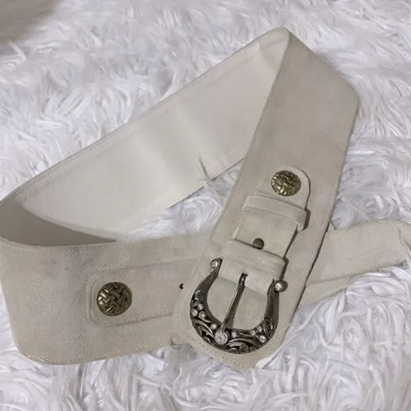 AMORE MIO suede belt goldtone hardware with rhinestones/crystals sz Small