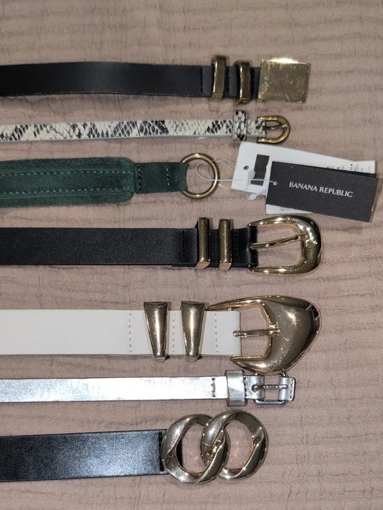 Women's 7 Belt Bundle! Assorted brands.