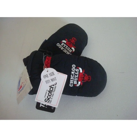 CHICAGO BULLS GLOVES MITTENS THINSULATE DEADSTOCK VINTAGE T6‎