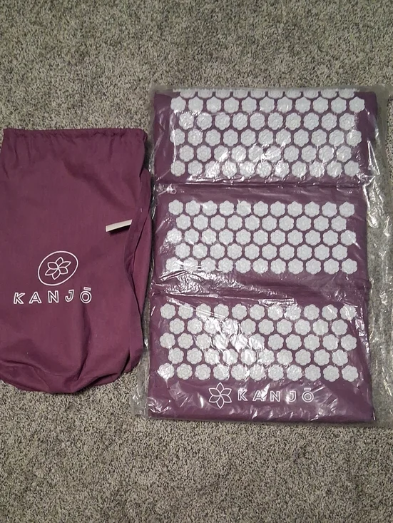 Kanjo Purple Acupressure Mat & Pillow Set