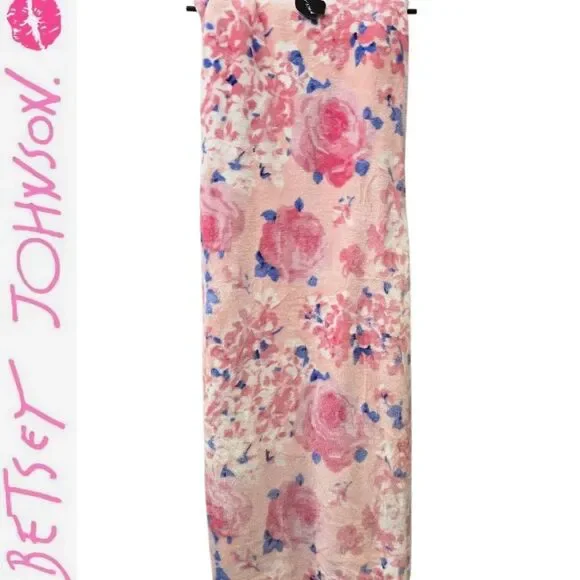 Betsey‎ Johnson Floral Ultra Soft Twin XL Blanket