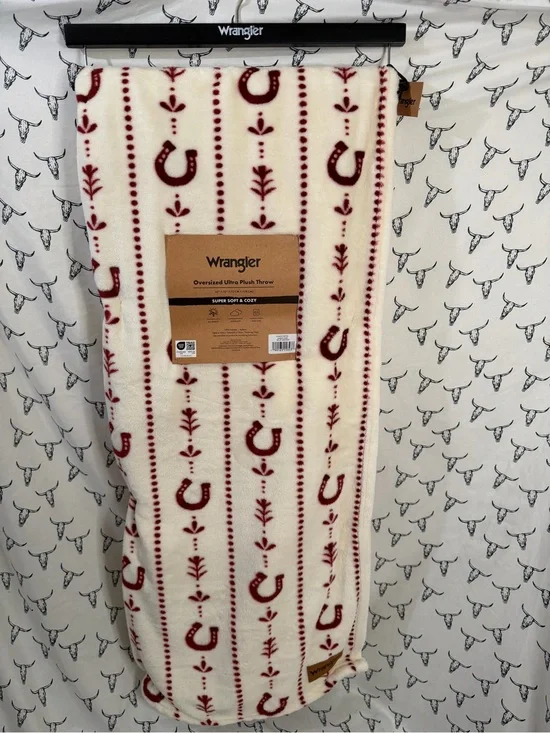 Wrangler oversized ultra plus throw
