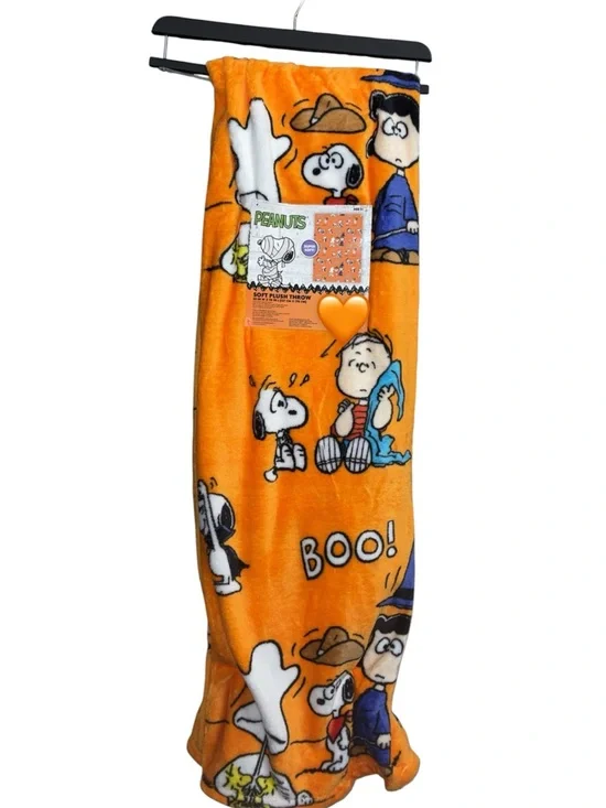 Peanuts Orange Snoopy & Friends Plush Throw Blanket
