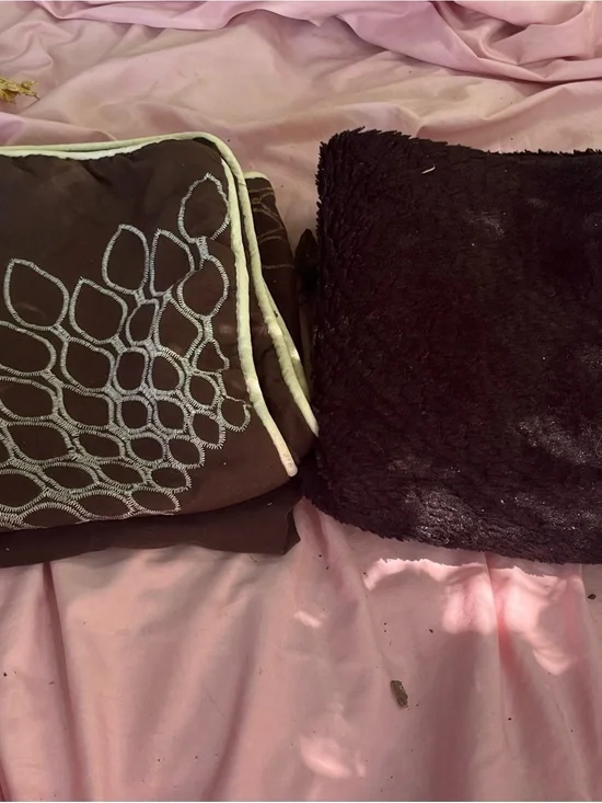 Chocolate Brown Decorative Bedding Set with Cream Accents pillowcase