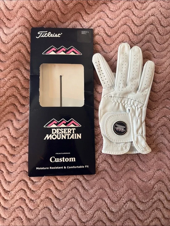 NWOT Women’s White Golf Glove - Custom Fit