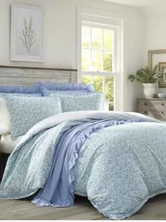 Laura Ashley Jaynie 3-Piece Duvet Cover Set, Full/Queen, Blues, NEW with tags