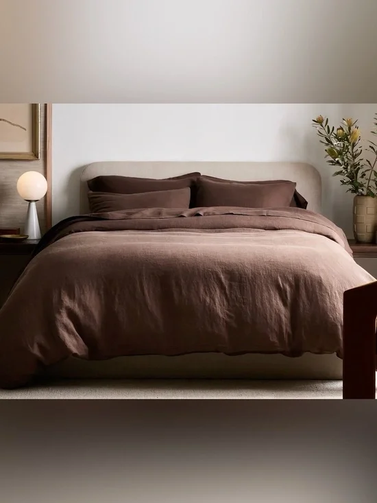 NWT Quince European Linen 3 Piece Duvet Cover Set, King/Cal (Espresso)
