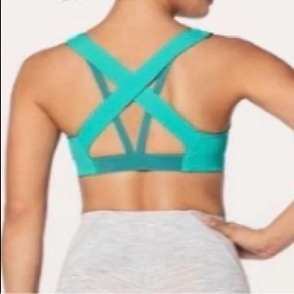 NWOT 🍋 Lululemon Aqua Sweat Times Bra Size 4