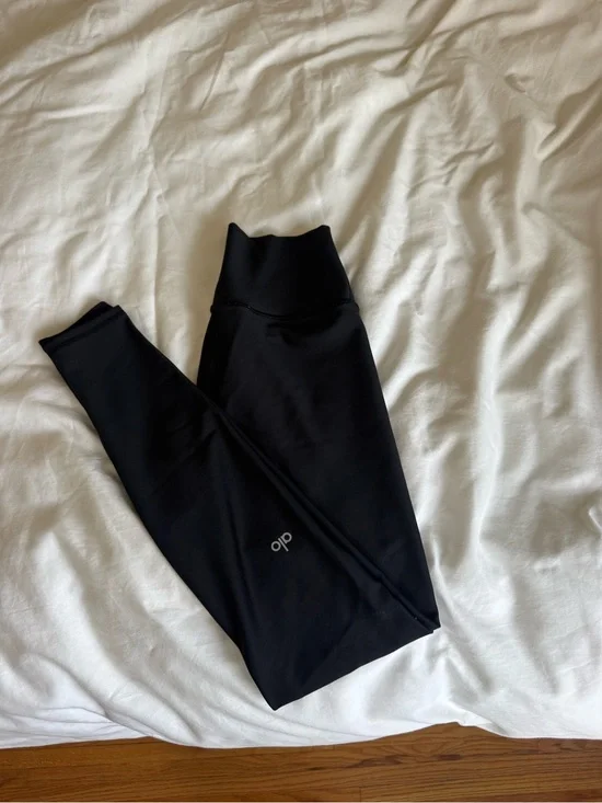 ALO Yoga Black High-Rise Performance Leggings