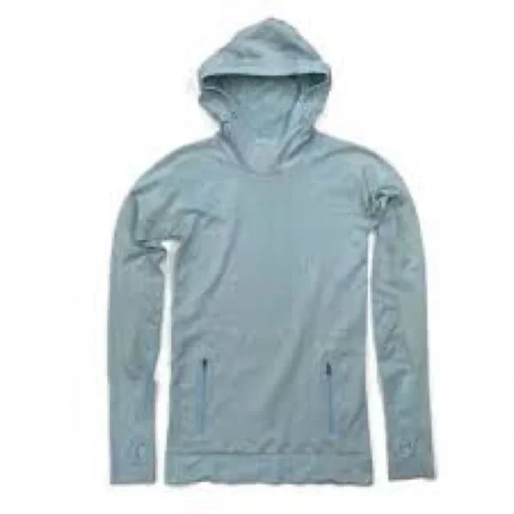 Lululemon Geo top in light blue- see details