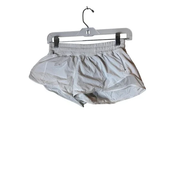 Lululemon Shorts Womens 6 White Lined 2.5