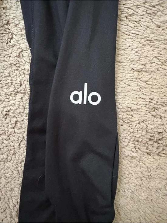 ALO Yoga Black Logo Leggings