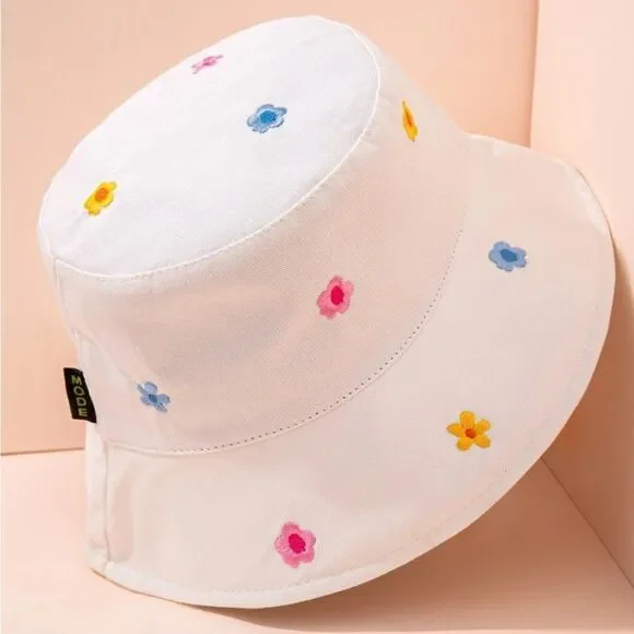 White Flower Embroidered Bucket Hat