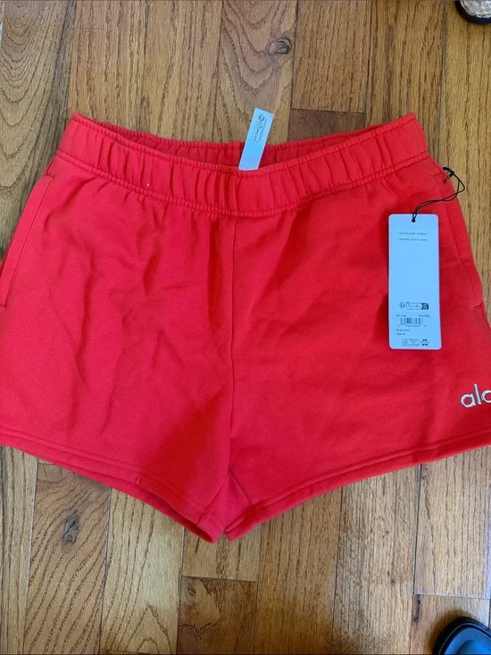 NWT ALO Yoga Red Women's Athletic Shorts size medium