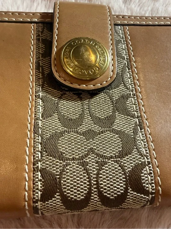 COACH Vintage Signature Canvas Long Wallet Tan Leather Snap Continental