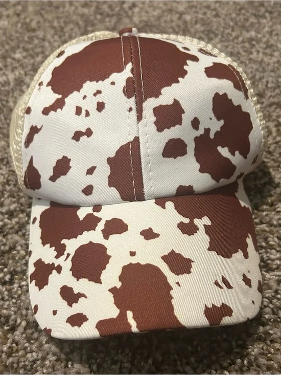 Cowprint Hat in Brown & White