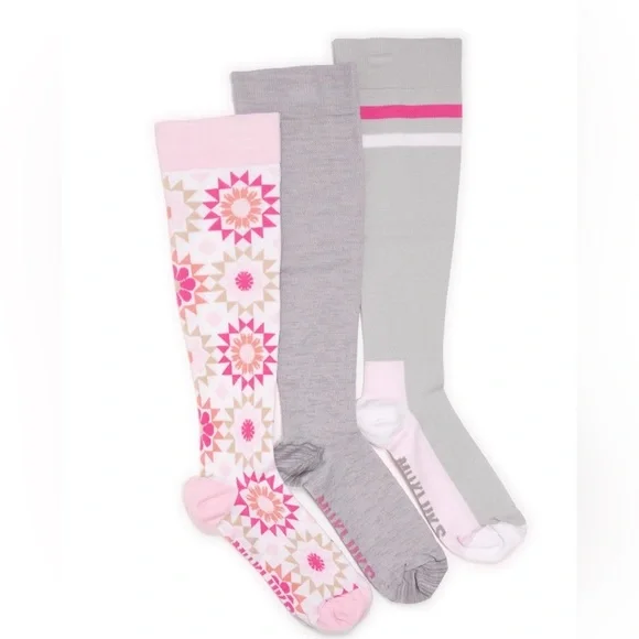MUK LUKS Women's Compression Nylon Knee-High Socks, 3 pack , 6-10 size