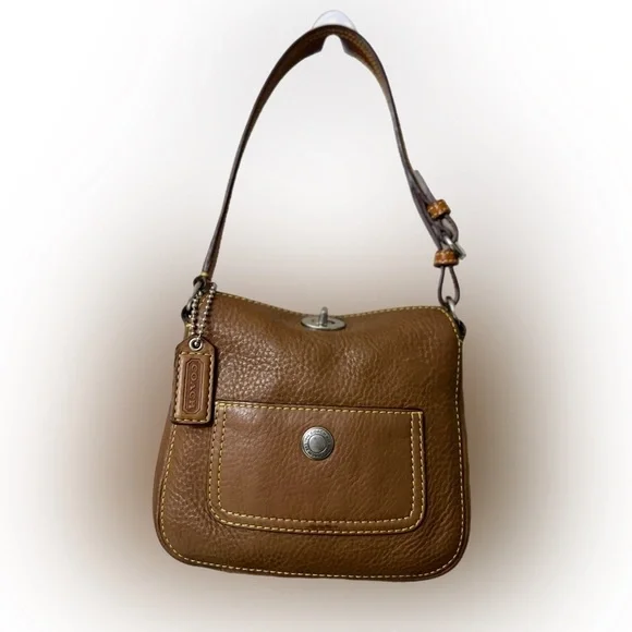 Vintage Genuine Coach Coach Chelsea Leather Bag_In Cognac 9377