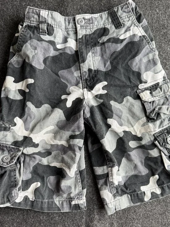 Faded Glory Boys Size 12 Camo Cargo Shorts