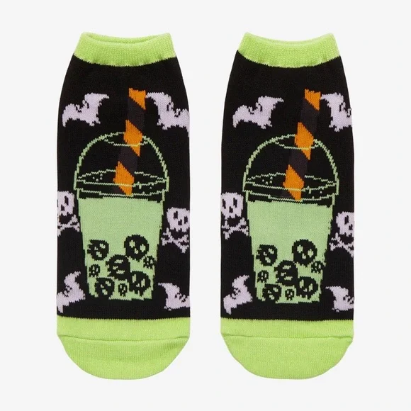 2/$12 Halloween Skull Boba No-Show‎ Socks Hot Topic