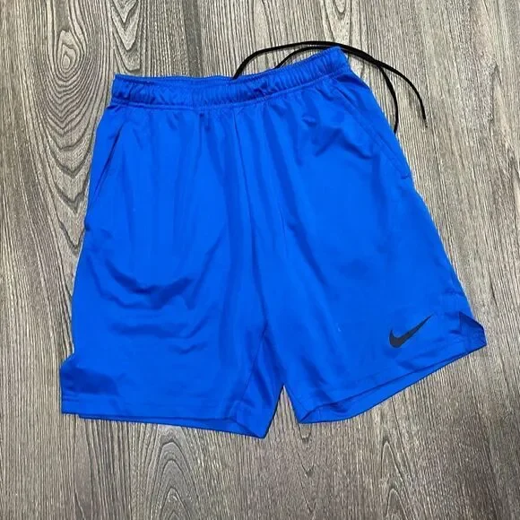 Nike Boys Dri-Fit Basketball Shorts Elastic Waist Pull-On Swoosh Logo Blue M