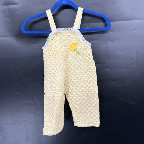 Vintage 70s 80s quilted overalls lace butter yellow floral jumpsuit 18 months‎