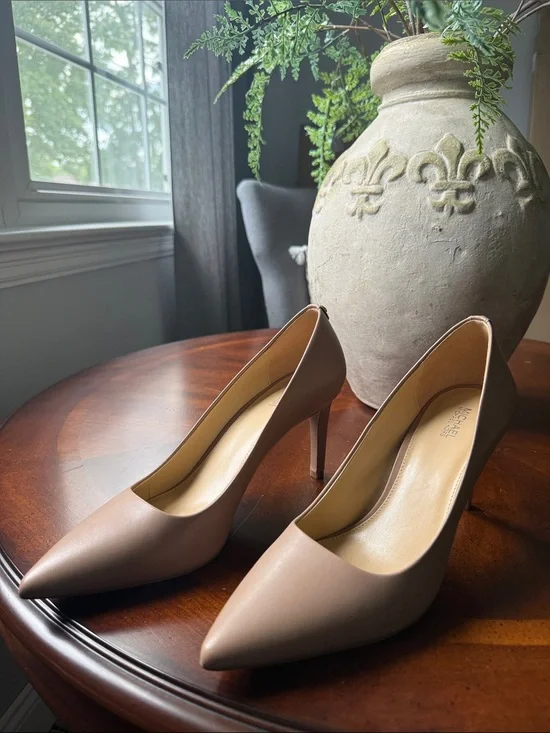 Michael Kors Nude Leather Pointed-Toe Stiletto Pumps