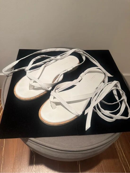 Freda Salvador White Lace-Up Leather Women's Sandals. Size 9. Very flattering!
