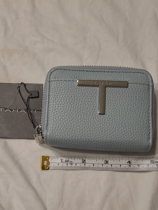Tahari Sky Blue Pebbled Leather Zip Card Holder with T-Logo