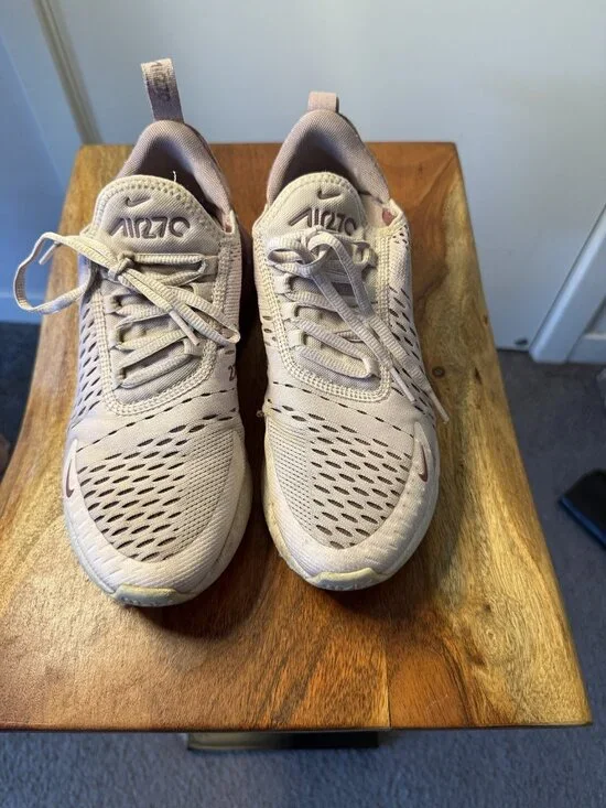 Nike Air Max 270 Beige Sneakers