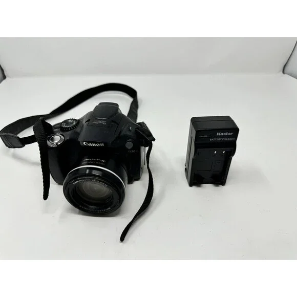 Canon SX30 SI Digital Camera - Read